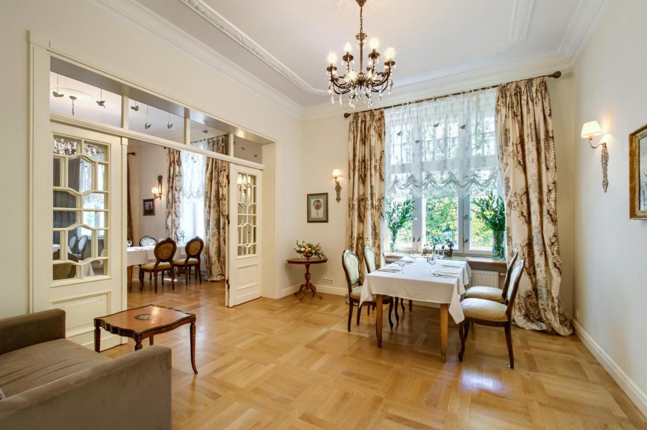 Palac Zdunowo Załuski Exterior foto